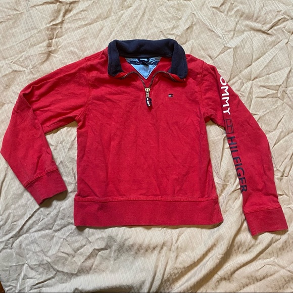 Red Tommy Hilfiger pullover - Picture 1 of 3